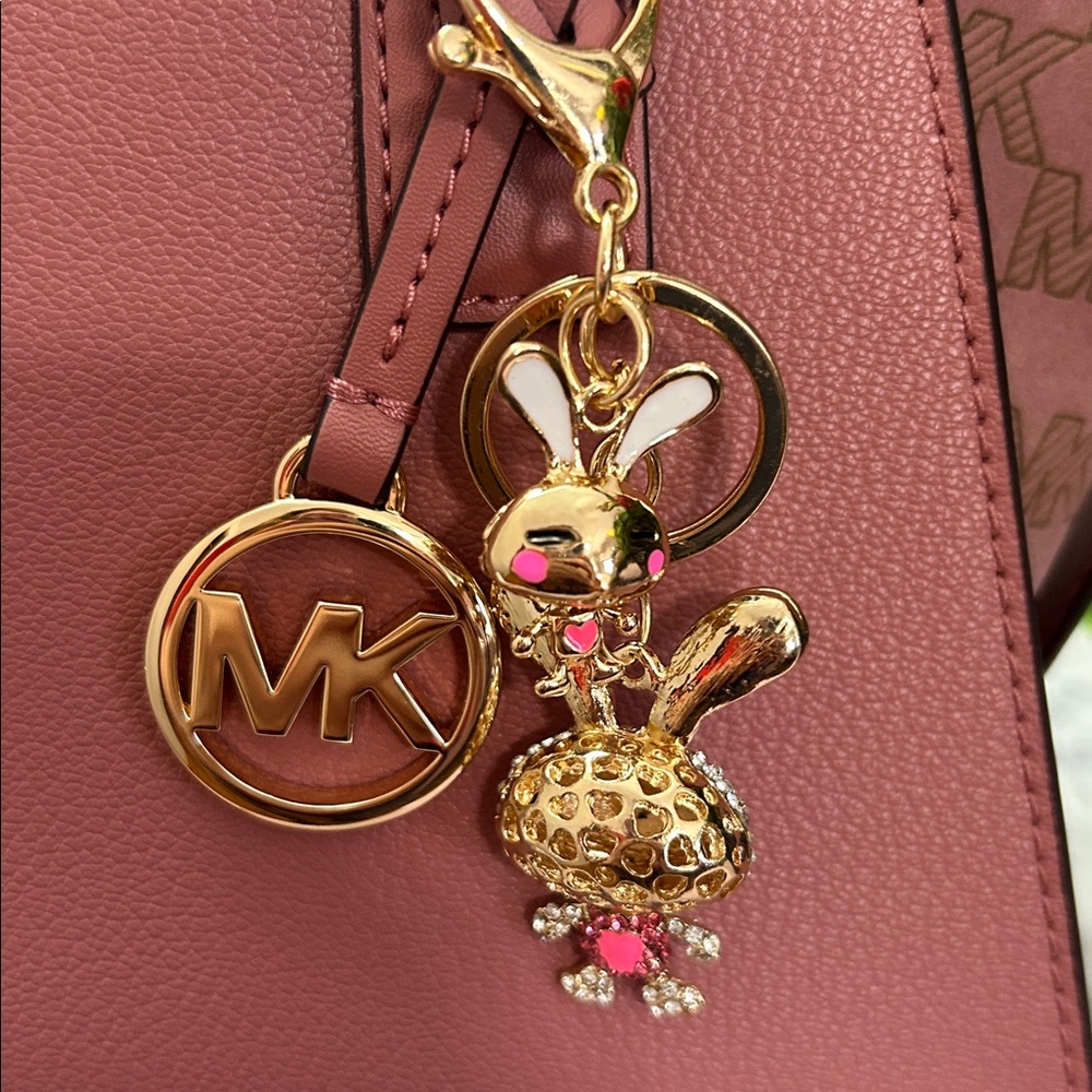 Michael Kors Dusty Rose Leather Satchel with MK Charm and Bunny Charm - Picture 3 of 10